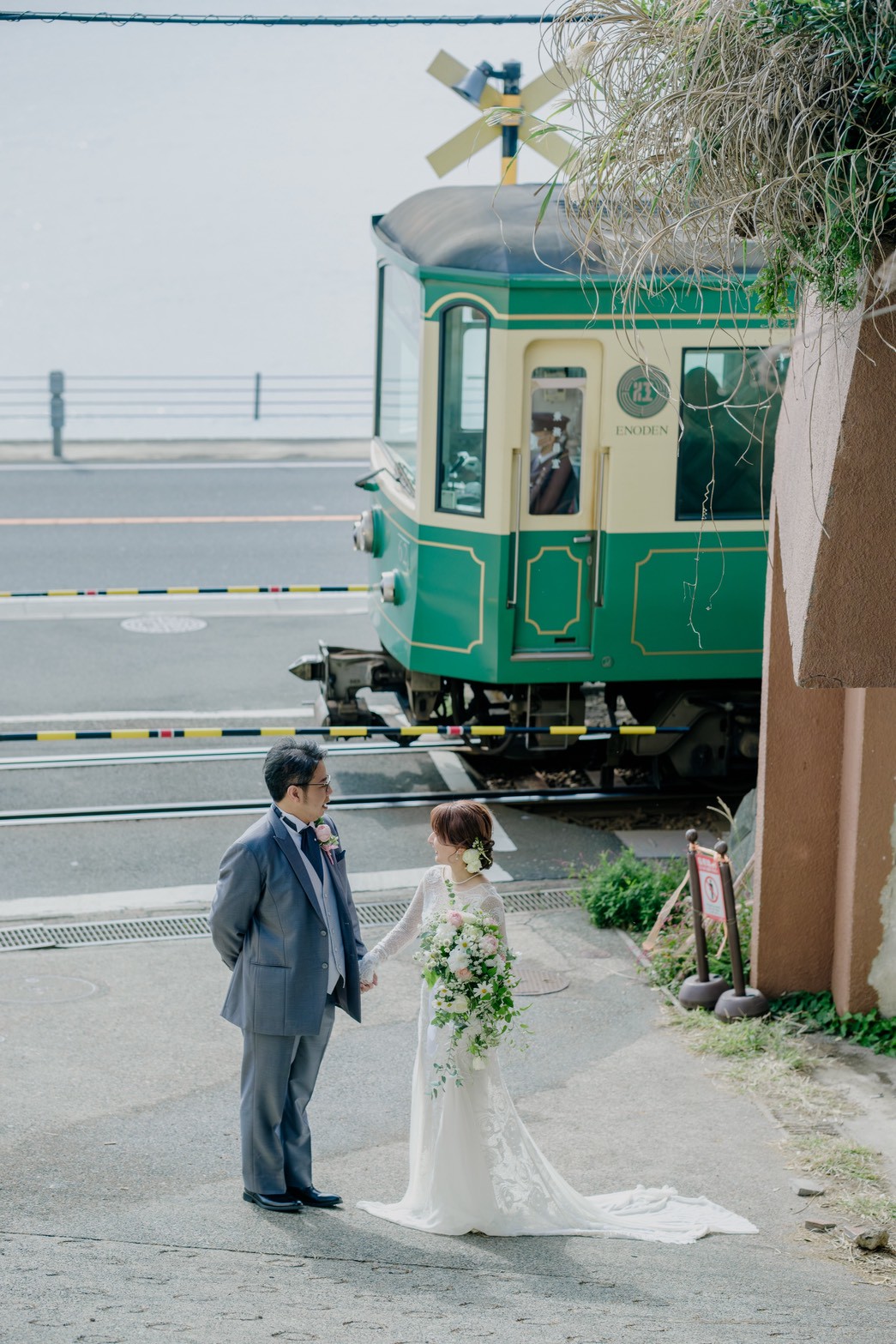 湘南フォトウエディング 江ノ電×踏切