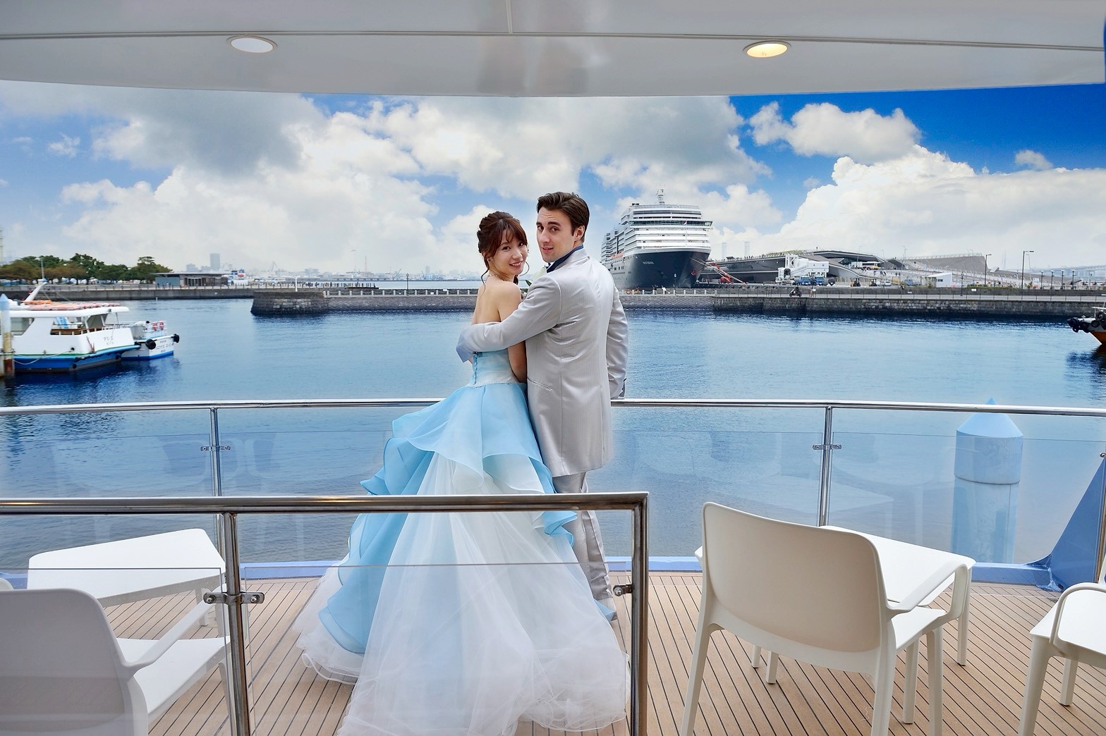 横浜フォトウエディング 船上×カラードレス